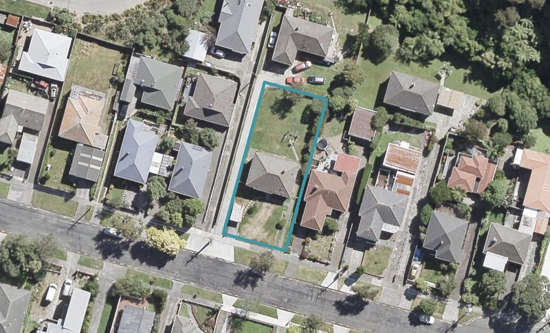 194 Whites Line, WAIWHETU, LOWER HUTT - Carousel 1