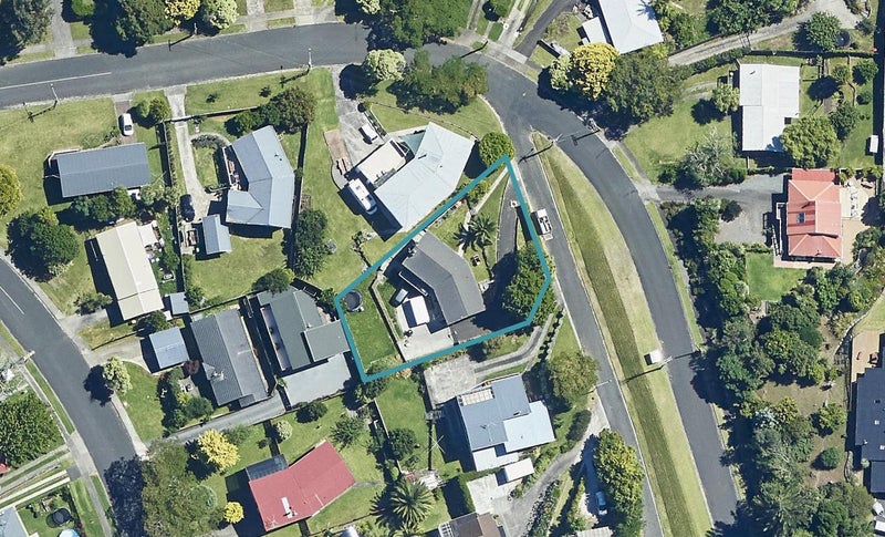 26 Emily Place, Bellevue, Tauranga - Carousel 1