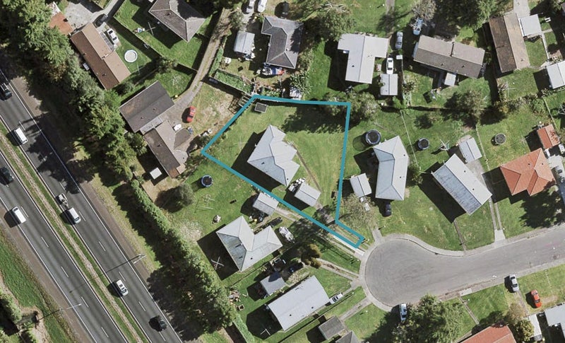 11 Joanne Place, Rosehill, Papakura - Carousel 1