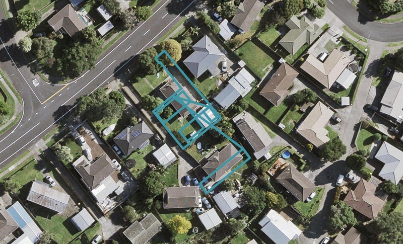31B Hyperion Drive, Randwick Park, Auckland - Carousel 1
