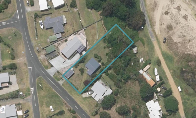 3 Lincoln Street, Mangawhai Heads, Mangawhai - Carousel 1