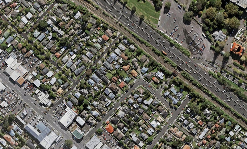 16D Woodbine Avenue, Greenlane, Auckland - Carousel 1