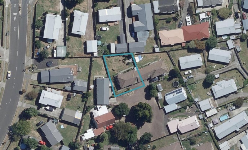 16 Caulfield Green, Nawton, Hamilton - Carousel 1