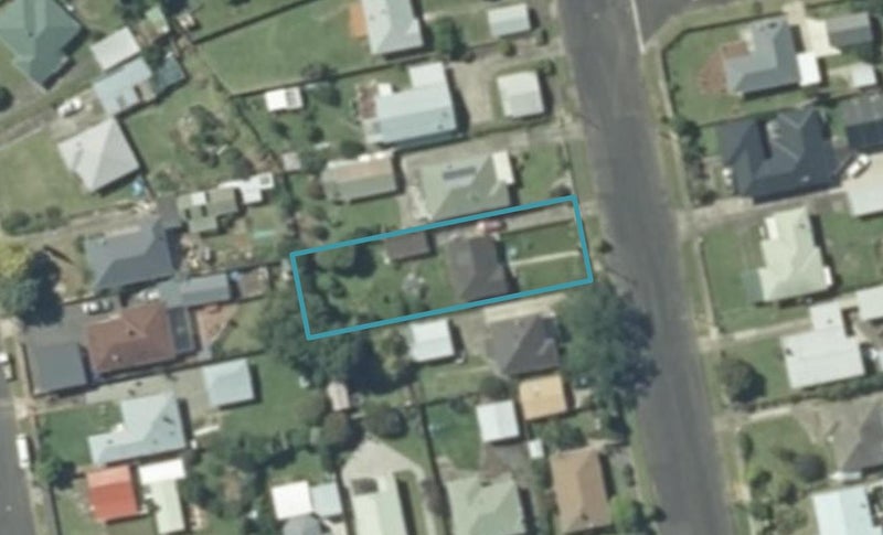 207 Kuranui Street, Thames, Thames - Carousel 1