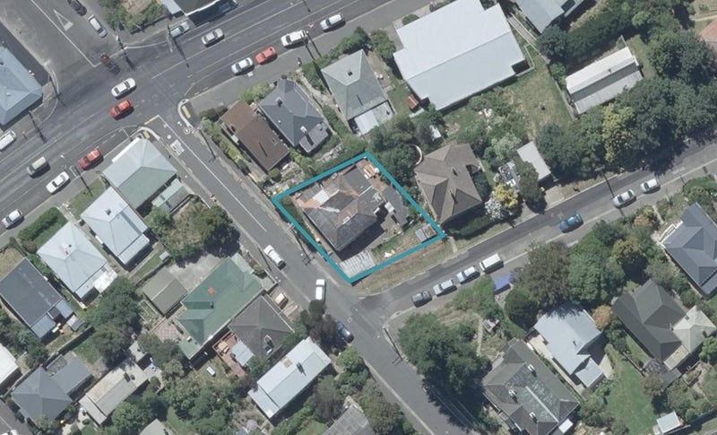 7 Blacks Road, North East Valley, Dunedin - Carousel 1