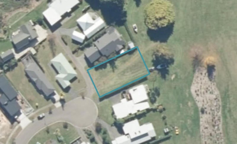 28 Lakemere Way, Kinloch, Taupō - Carousel 1
