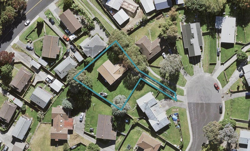 42 Brougham Place, West Harbour, Auckland - Carousel 1