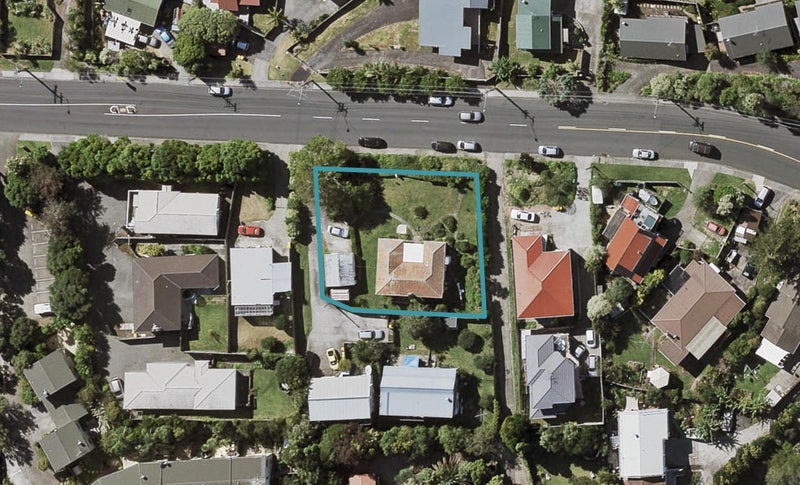 75 Target Road, Totara Vale, Auckland - Carousel 1