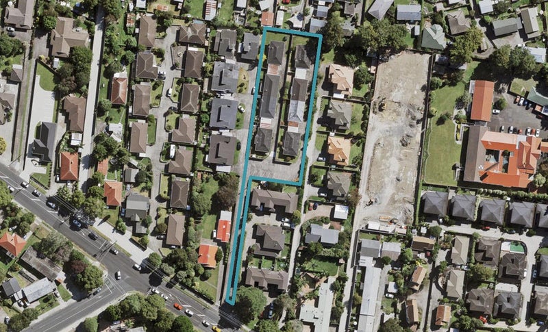 3/33 Swanson Road, Henderson, Auckland - Carousel 1