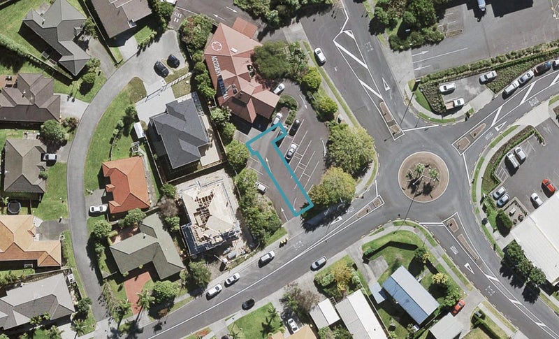 112 Bluebird Crescent, Unsworth Heights, Auckland - Carousel 1