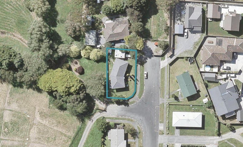 353 Wellington Road, Wainuiomata, Lower Hutt - Carousel 1