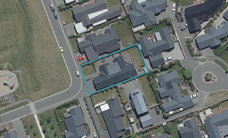 22 Waitikiri Square, Parklands, Christchurch - Carousel 1