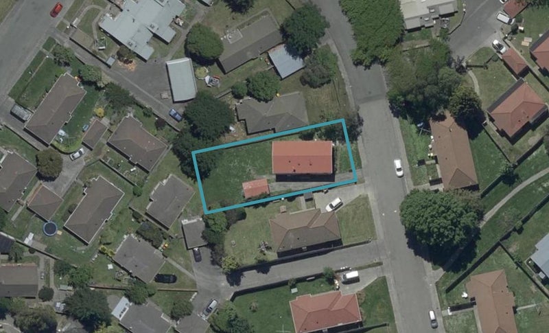 8 Laramie Place, Broomfield, Christchurch - Carousel 1