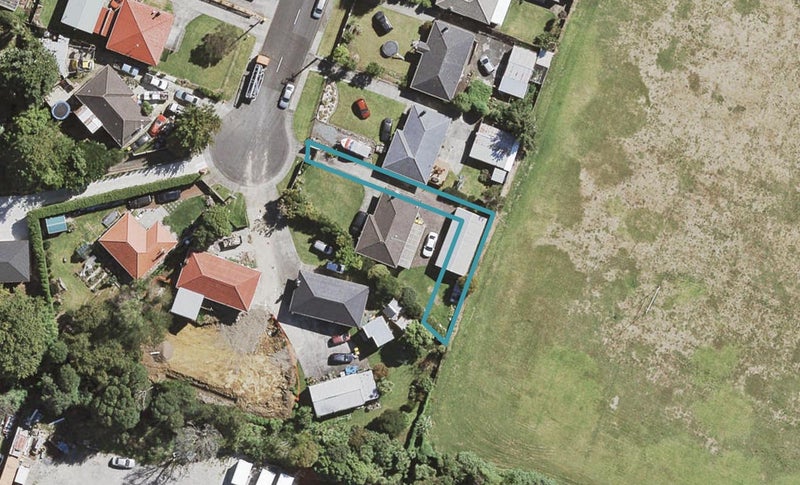 7/68 Smythe Road, Henderson, Auckland - Carousel 1