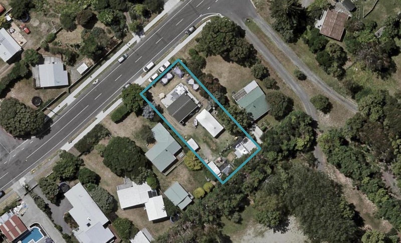 32 William Street, Waikanae Beach, Waikanae - Carousel 1