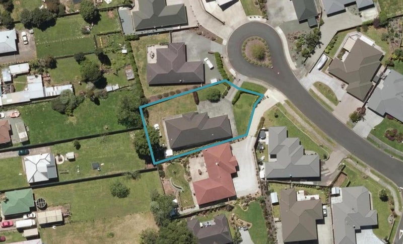25 Bonselaar Drive, Kamo, Whangarei - Carousel 1