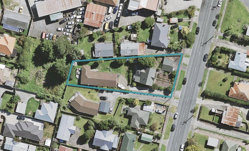 3 Rosier Road, Glen Eden, Auckland - Carousel 1