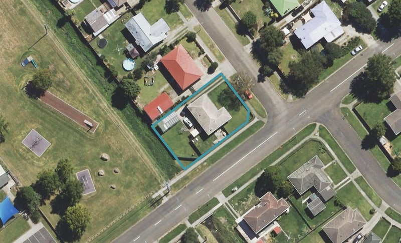 2 Halley Street, Outer Kaiti, Gisborne - Carousel 1