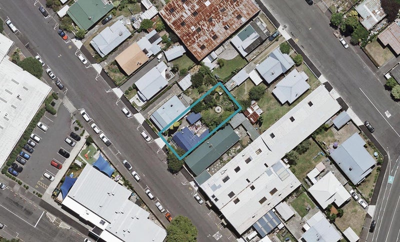 46 Ossian Street, Ahuriri, Napier - Carousel 1