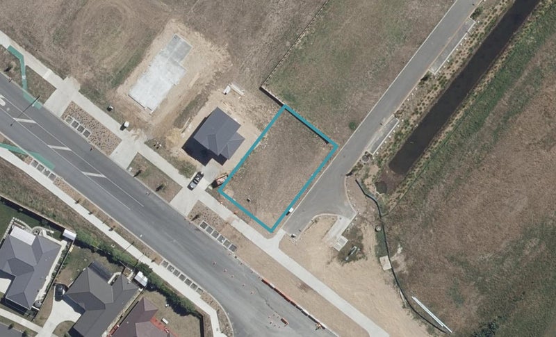 1 Hapori Avenue, Baverstock, Hamilton - Carousel 1