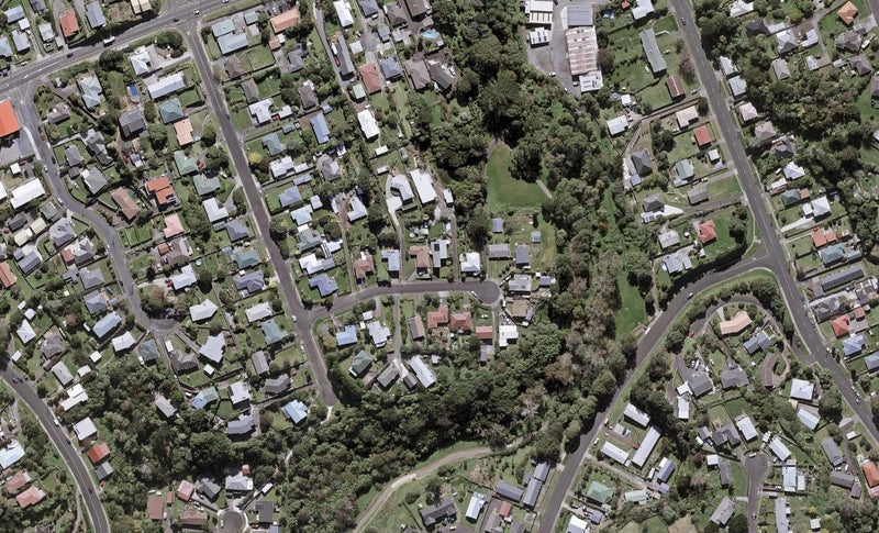 9 Wiremu Place, Blagdon, New Plymouth - Carousel 1