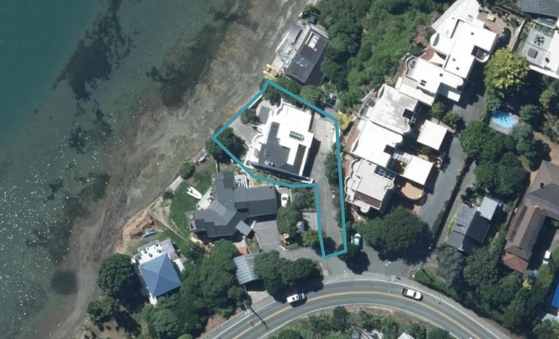 59 Paremata Road, Paremata, Porirua - Carousel 1