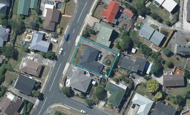 49 Tweed Road, Papakowhai, Porirua - Carousel 1
