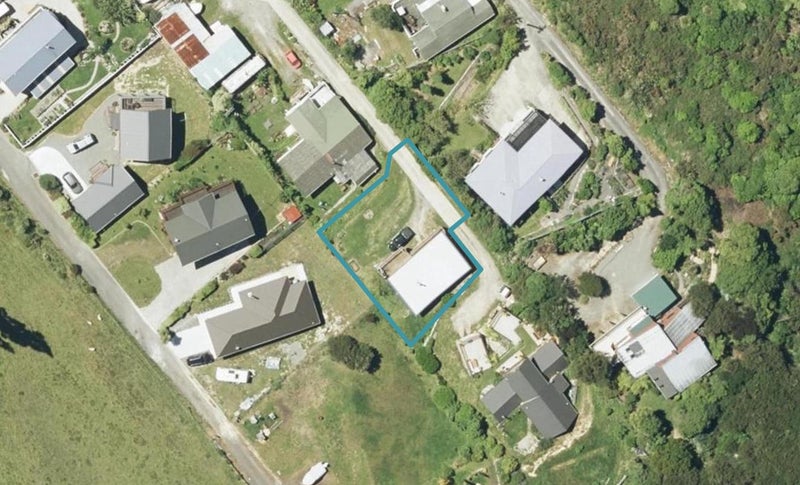 12 Whitiao Way, Waikawa, Picton - Carousel 1