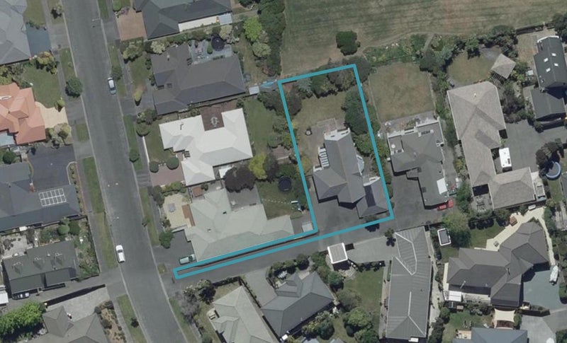 20 Orlando Crescent, Waimairi Beach, Christchurch - Carousel 1