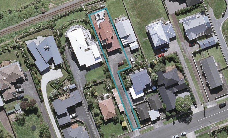 2/46 Whiteley Street, Moturoa, New Plymouth - Carousel 1