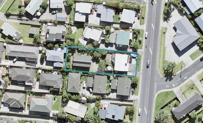 1/928 Whangaparaoa Road, Manly, Whangaparāoa - Carousel 1