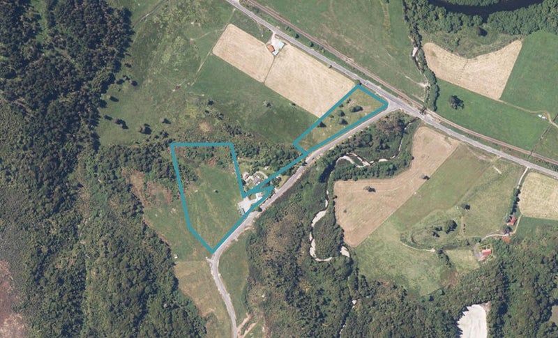 1590 Arnold Valley Road, ARNOLD VALLEY - Carousel 1