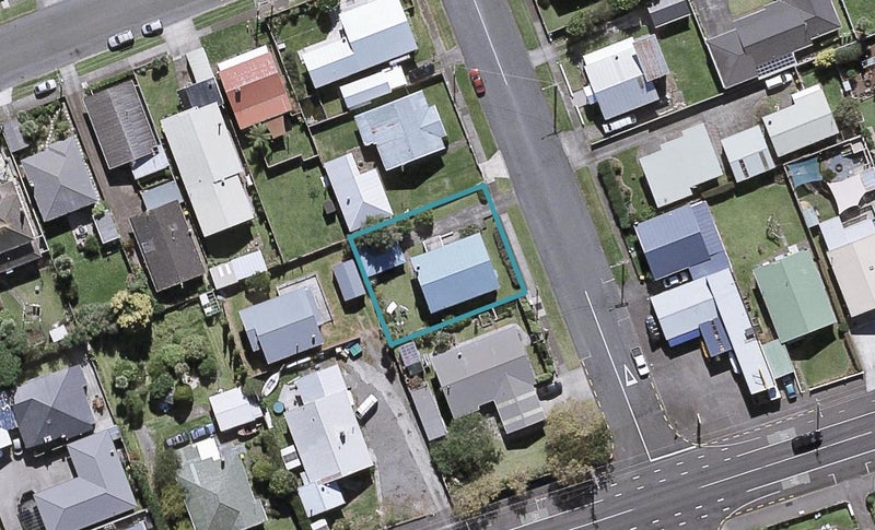 6 Rainsford Street, Moturoa, New Plymouth - Carousel 1