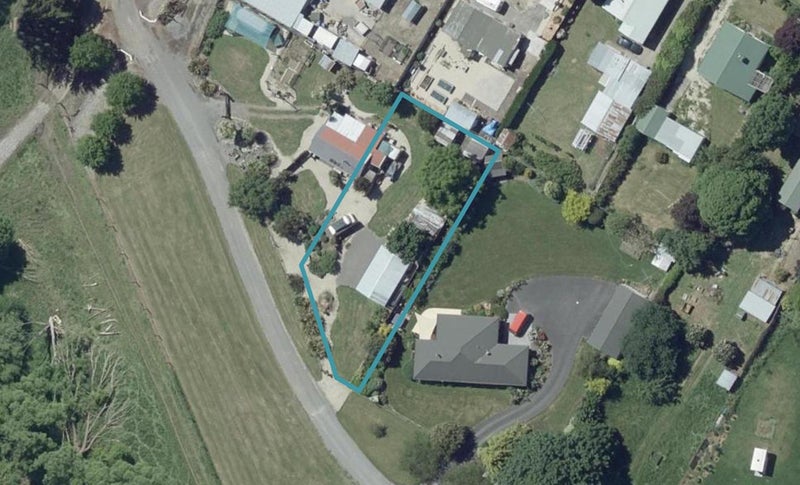 1 Mendip Street, Waiau, Waiau - Carousel 1