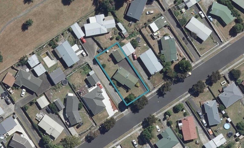 26 Rosalind Street, Deanwell, Hamilton - Carousel 1