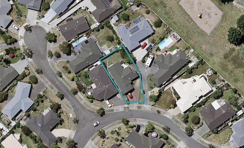 34 Hyatt Grove, Greenmeadows, Napier - Carousel 1