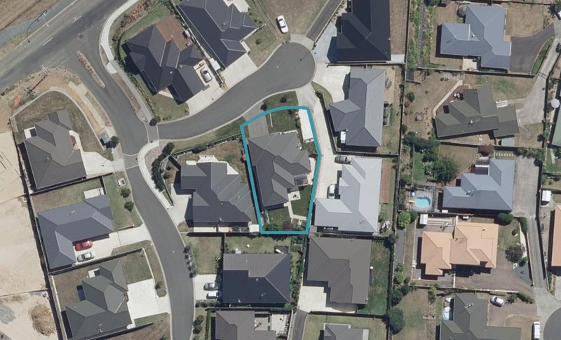 4 Olly Close, Grandview Heights, Hamilton - Carousel 1