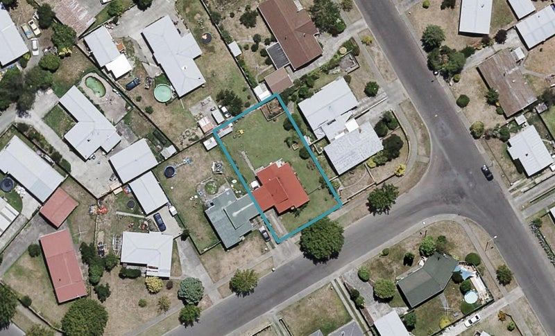 4 Livingstone Road, Flaxmere, Hastings - Carousel 1