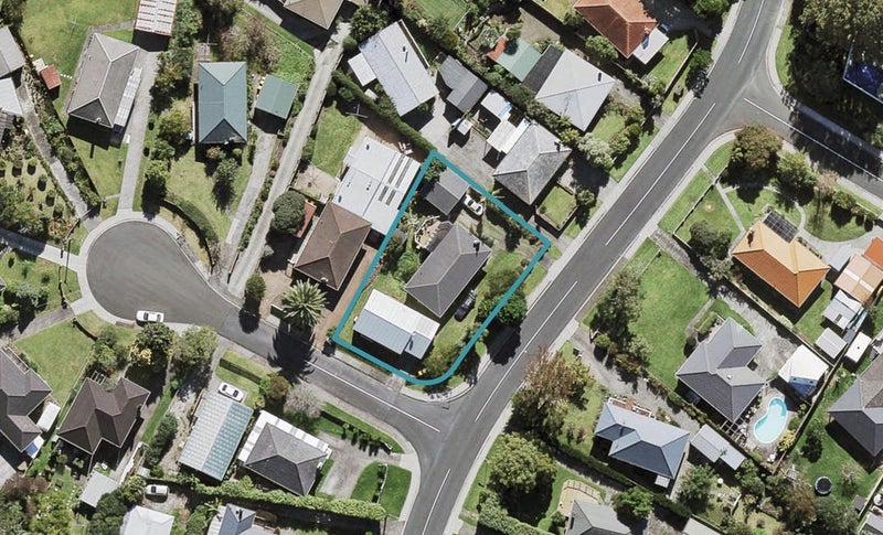 46 Kervil Avenue, Te Atatu Peninsula, Auckland - Carousel 1