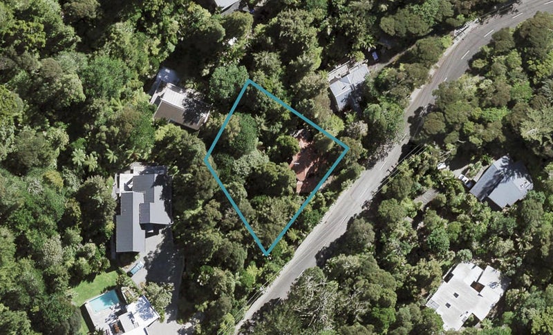 137 Konini Road, Titirangi, Auckland - Carousel 1