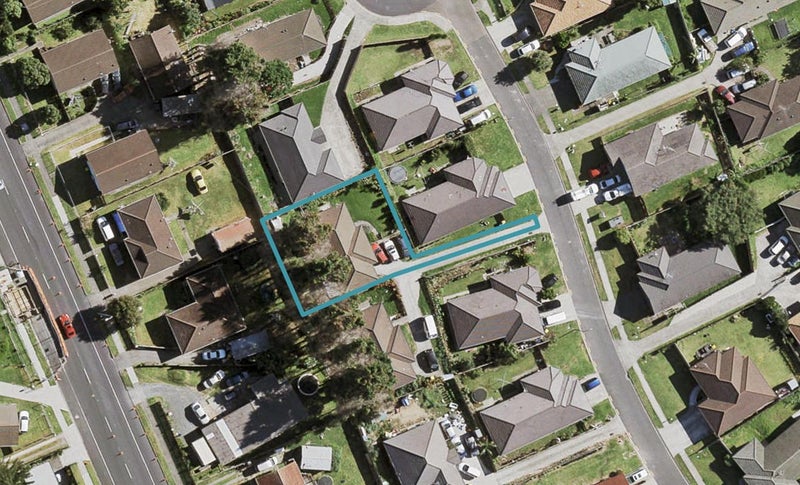 29 Castlefinn Drive, Weymouth, Auckland - Carousel 1