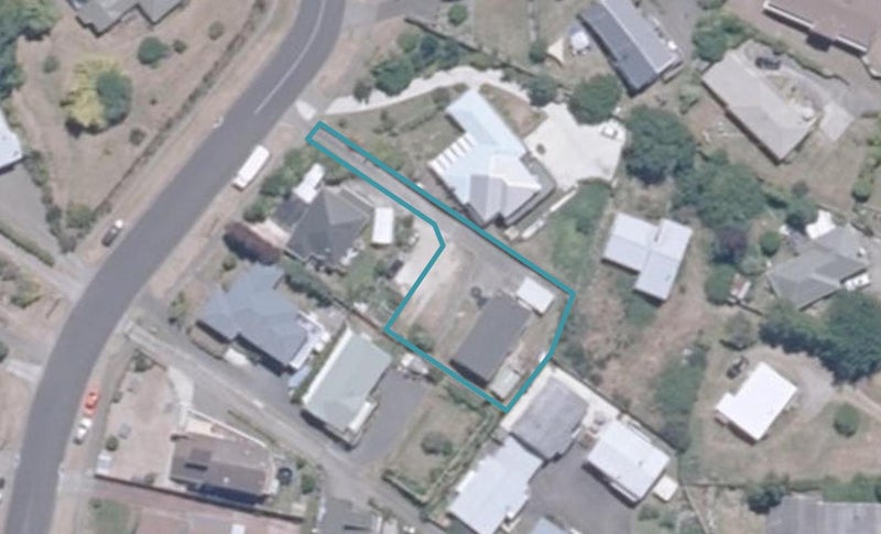 2/15 Kaihua Road, Nukuhau, Taupō - Carousel 1