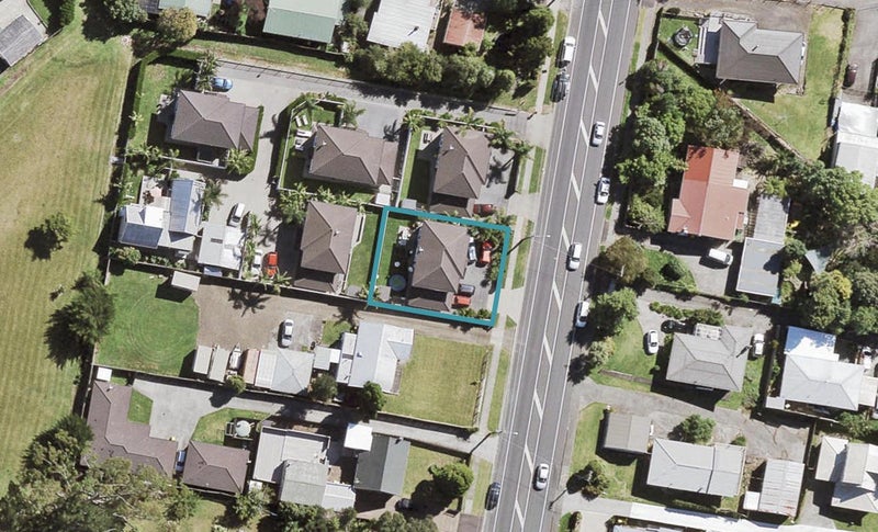 19A Forest Hill Road, Henderson, Auckland - Carousel 1