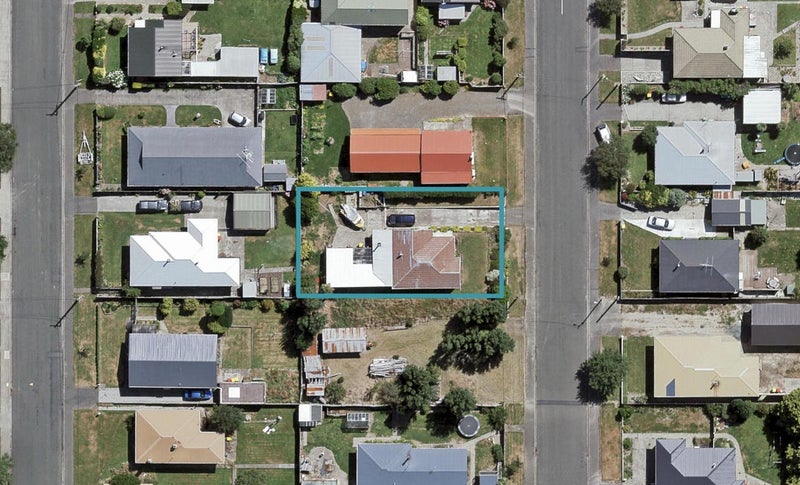 96 Stobo Street, Grasmere, Invercargill - Carousel 1