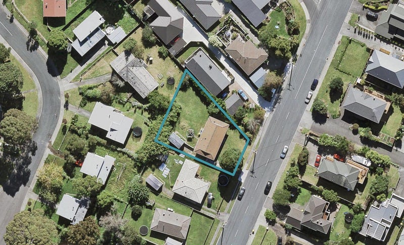 168 Colwill Road, Massey, Auckland - Carousel 1