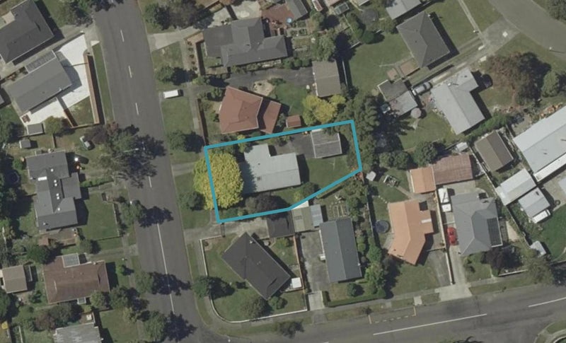 25 Amberley Avenue, Westbrook, Palmerston North - Carousel 1