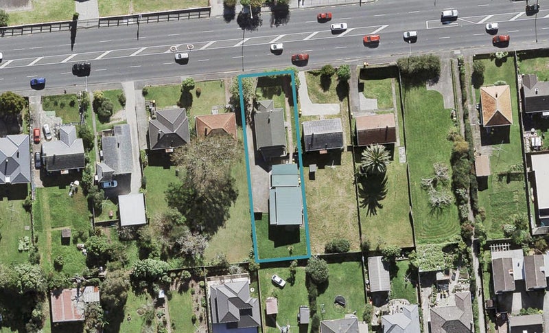 3190 Great North Road, New Lynn, Auckland - Carousel 1