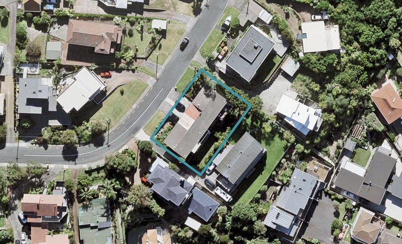 2/25 Oban Road, Browns Bay, Auckland - Carousel 1
