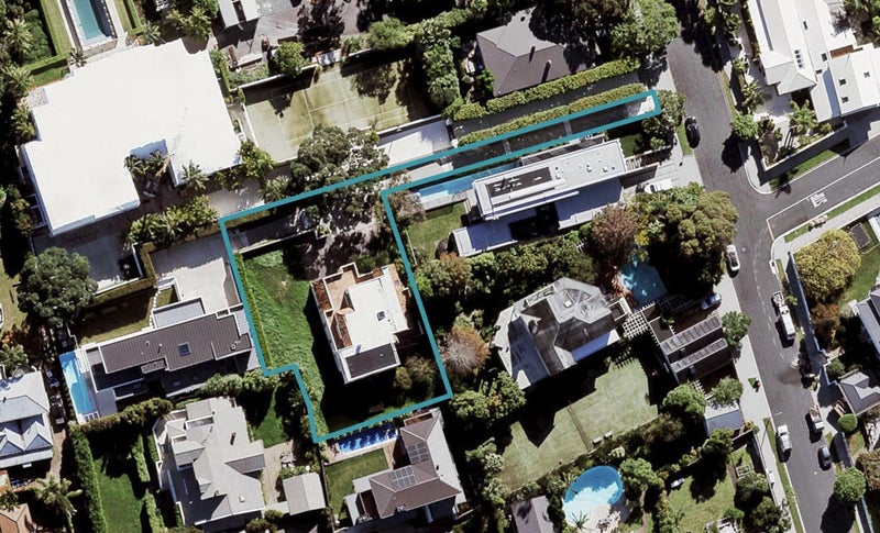 10 Cremorne Street, Herne Bay, Auckland - Carousel 1