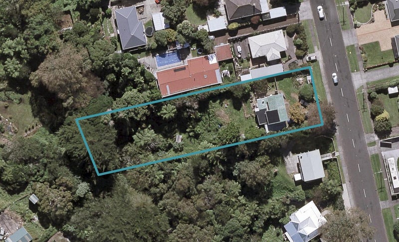 140 Seaview Road, Westown, New Plymouth - Carousel 1